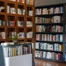  寧波北方科教工貿(mào)公司 主營 辦公家具 圖書架貨架